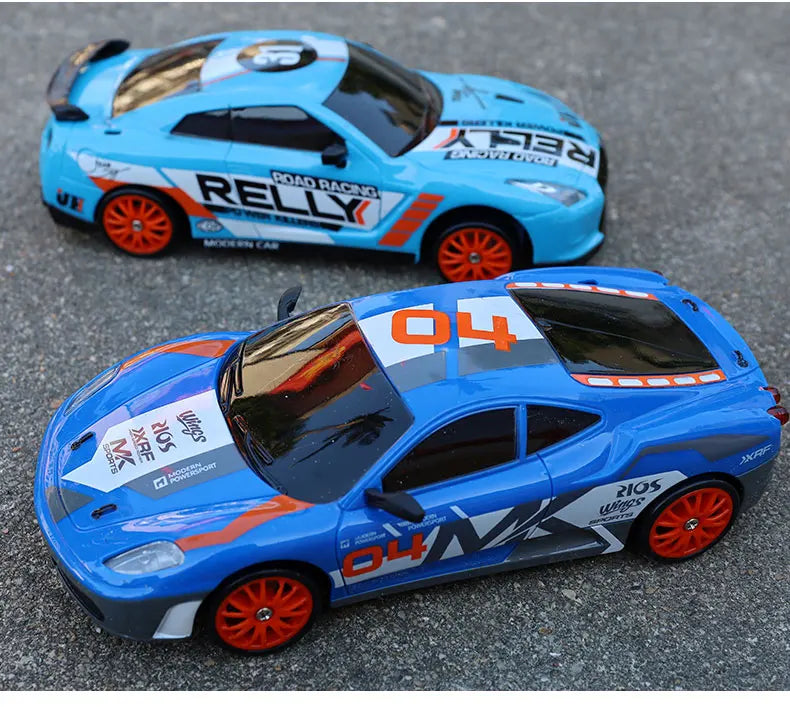 1:24 AE86 GTR 4WD Drift RC Car with LED Lights & Dual Tire Sets